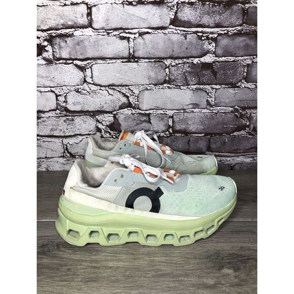 On Cloud Wide Lime Green Gray White LaceUp Gym Running Shoes Women Sz 39EU/8M US - Picture 4 of 16